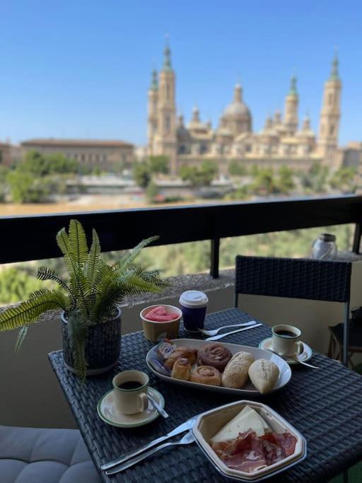 Apartamento Con Vistas Al Pilar Con Aparcamiento Privado Saragossa Zewnętrze zdjęcie