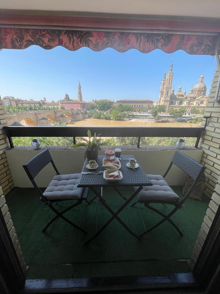 Apartamento Con Vistas Al Pilar Con Aparcamiento Privado Saragossa Zewnętrze zdjęcie