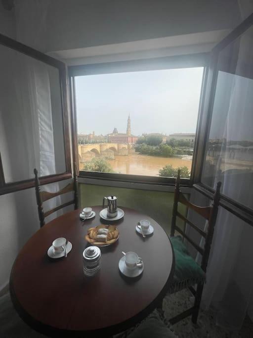 Apartamento Con Vistas Al Pilar Con Aparcamiento Privado Saragossa Zewnętrze zdjęcie